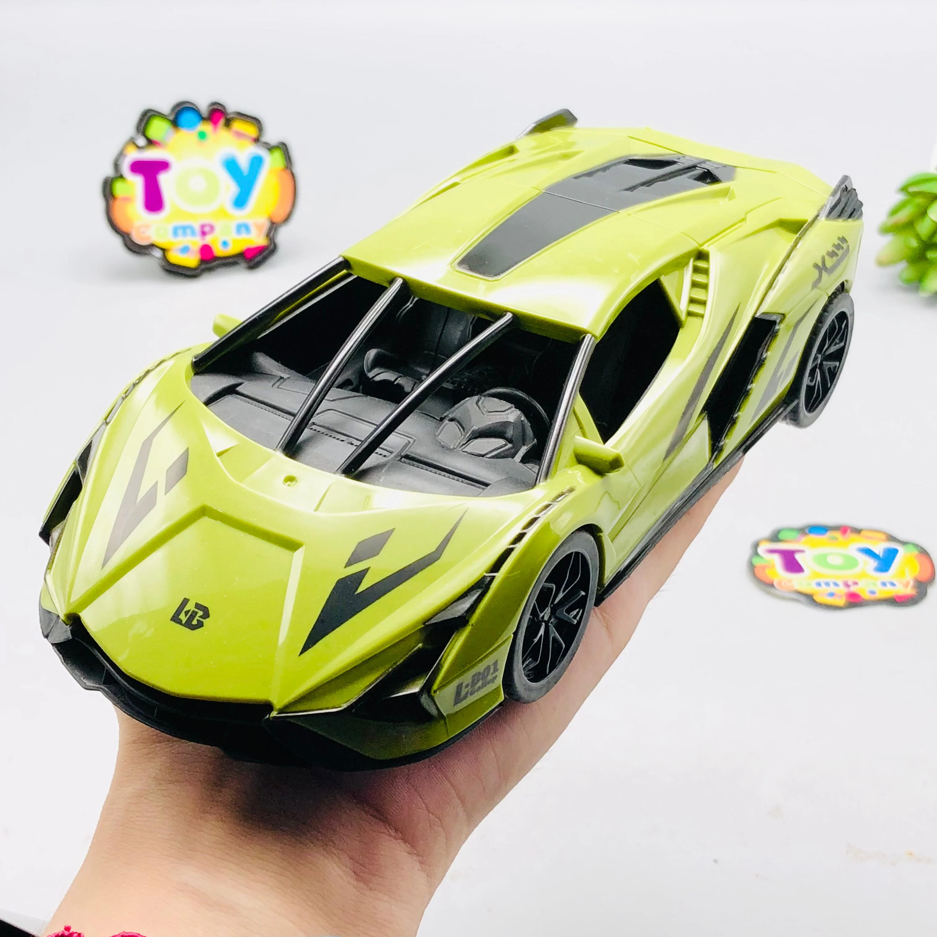 1:24 Acoustio-Optic Inertial Car - 1Pc - Image 4